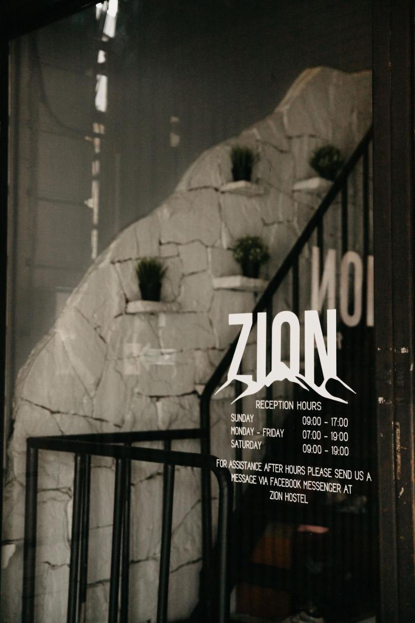 Zion Hostel 치앙마이 외부 사진